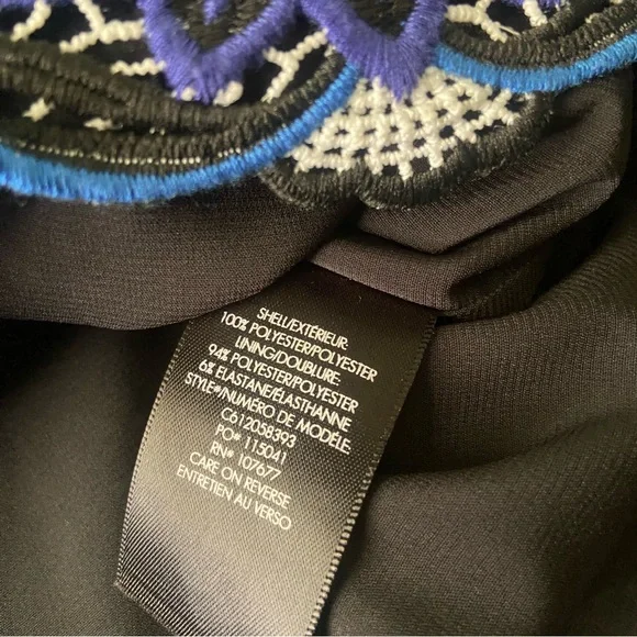 Alice + Olivia Maxie Blouse Off-the-Shoulder Guipure Lace Top Size Medium - Picture 7 of 10